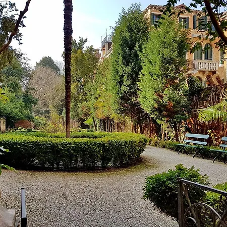 Palazzo Nani Bernardo - My Extra * Venedig